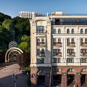 Riviera House ***** Kyiv